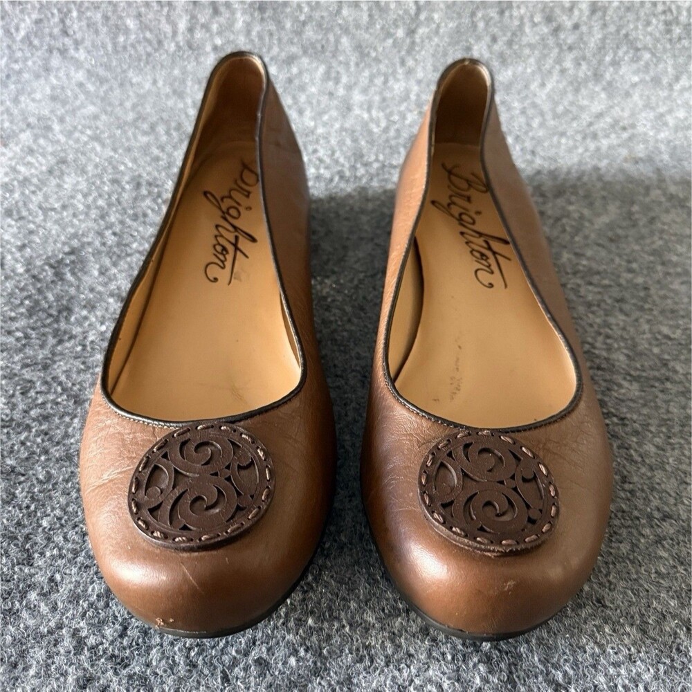 Brighton Women's Brown Leather Slip-On Ballet Flats Badge Accent Round Toe 9M